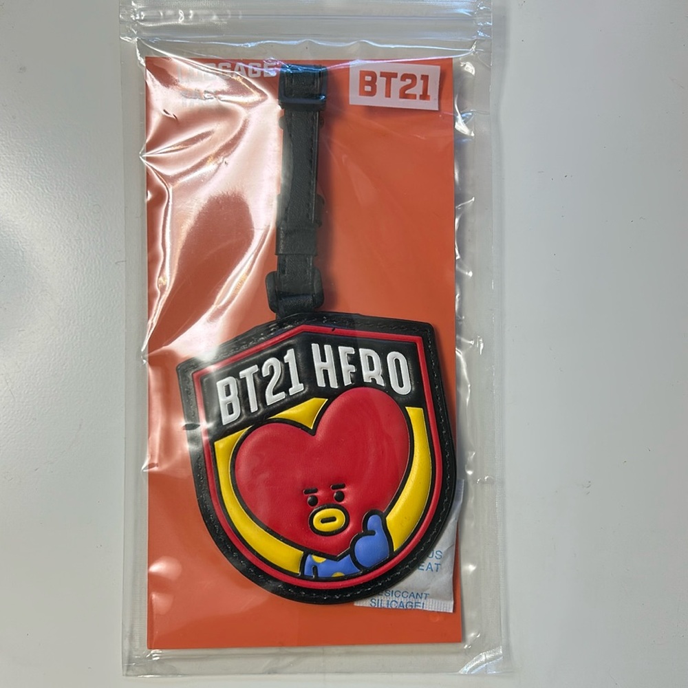 BT21 Hero Luggage Tag Tata Version
